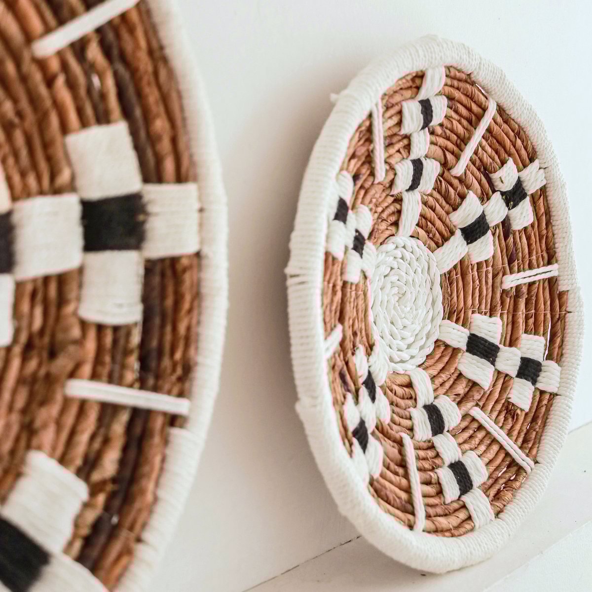 TAMAN Boho Wanddecoratie – Ronde Muurmand van Bananenvezel