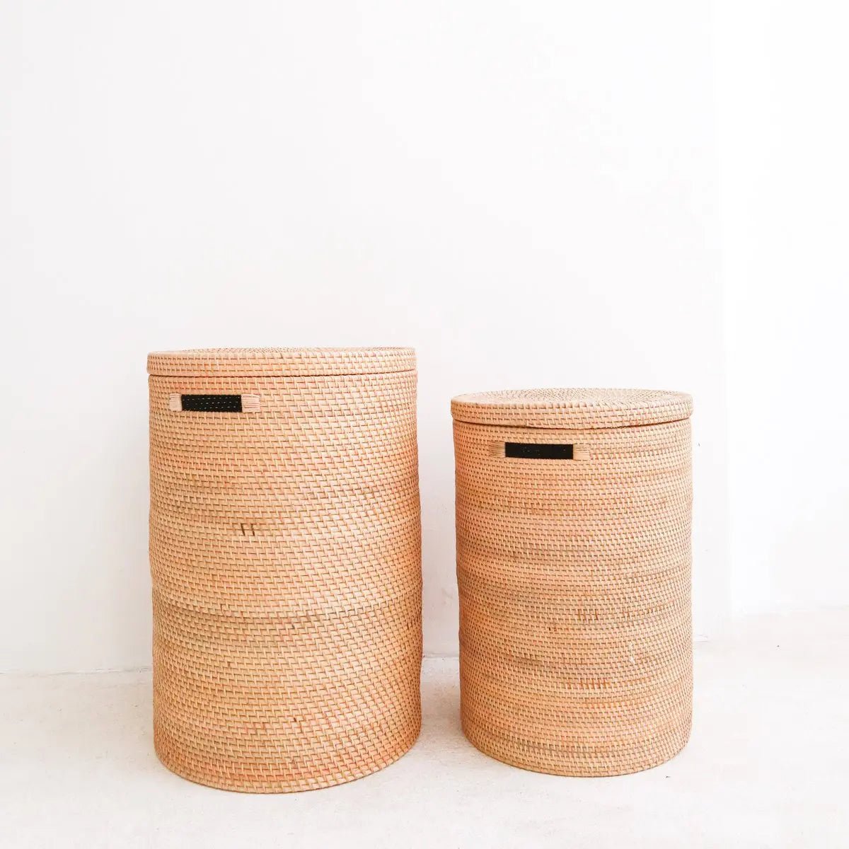 Wasmand met Deksel SARI van Rotan | Opbergmand in 2 Maten