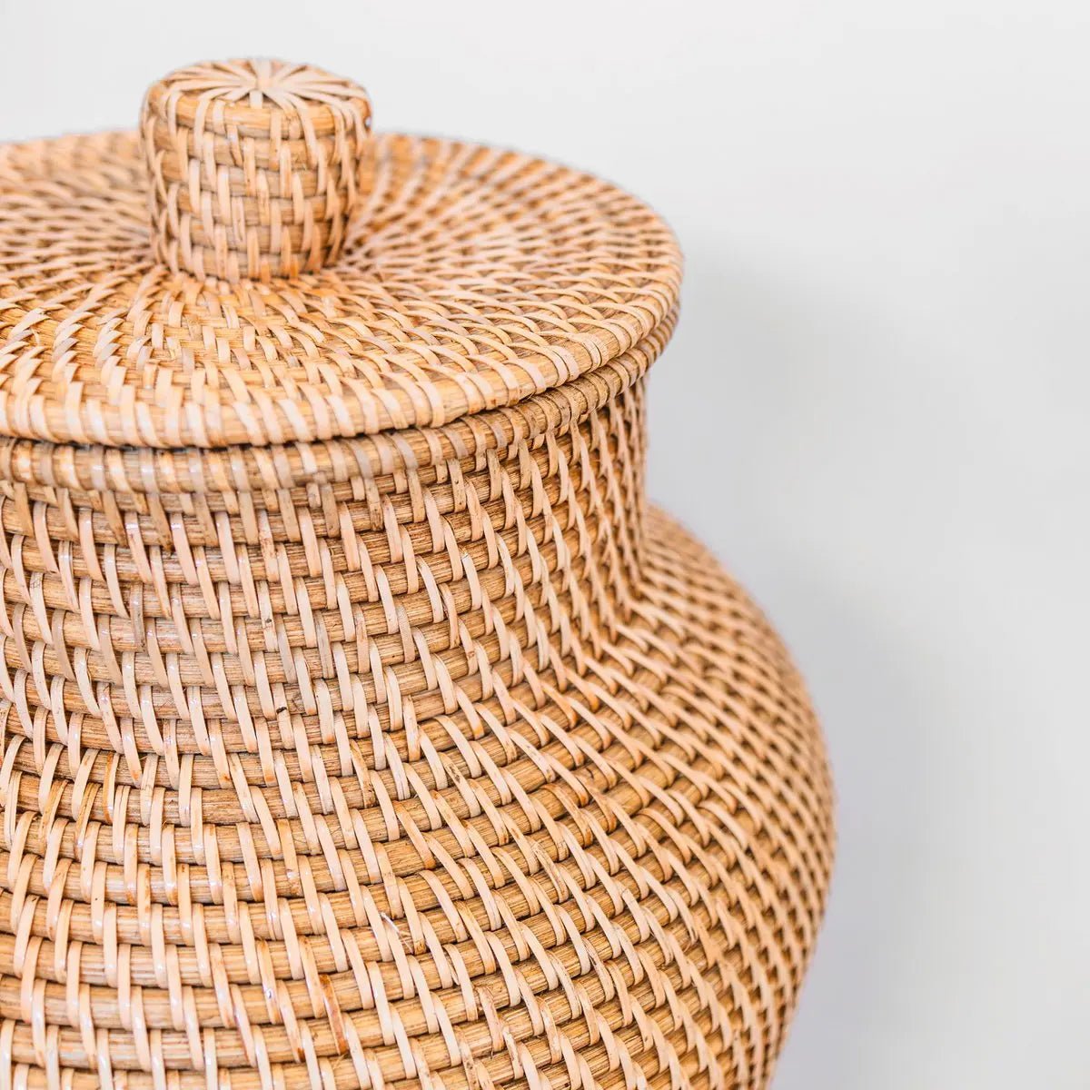 Rotan Vloervaas KIDUNG – Boho, Rond, Ø30 cm, Handgemaakt
