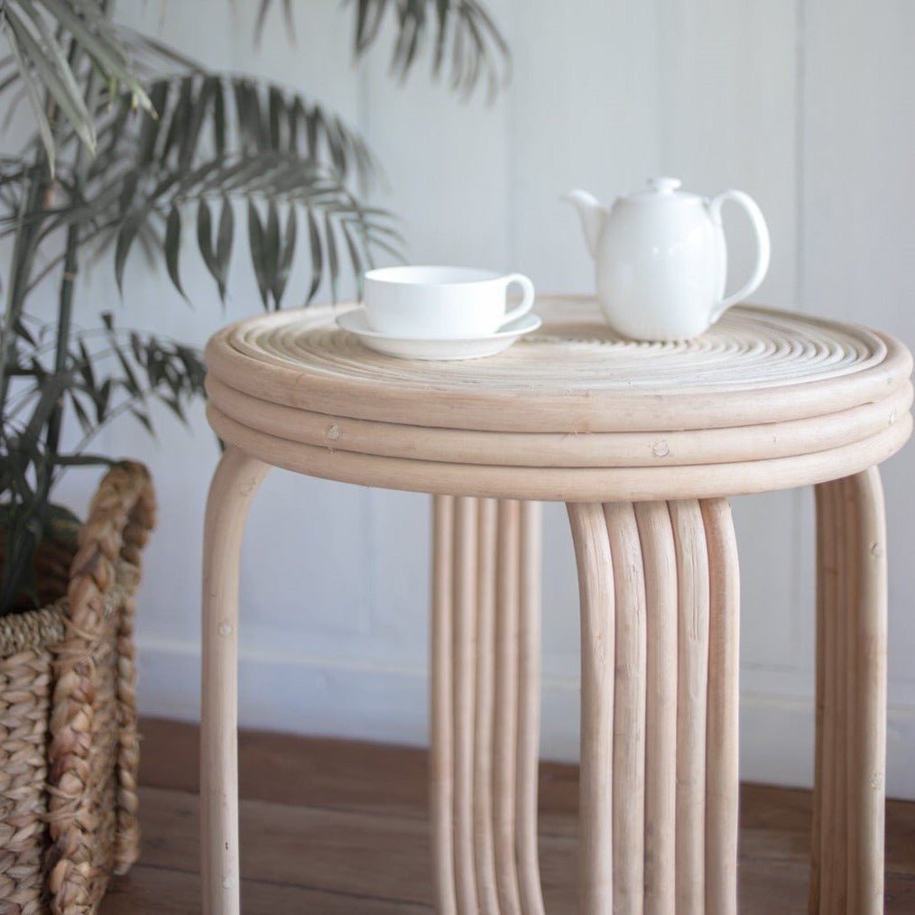 Rotan Bijzettafel KANTHI – Stijlvolle Banktafel & Bijzettafel