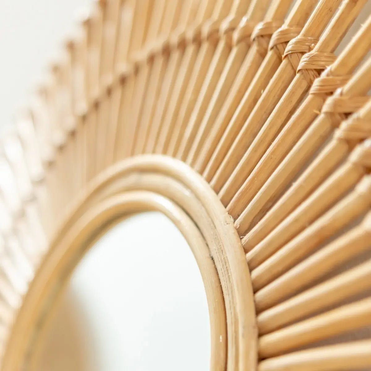 Wandspiegel BUMI – Ronde Rotan Spiegel, 58 cm, Handgemaakt