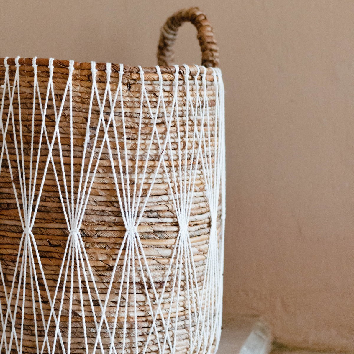 MANDURO Boho Was-, Plant- & Opbergmand – Bananenvezel (3 Maten)