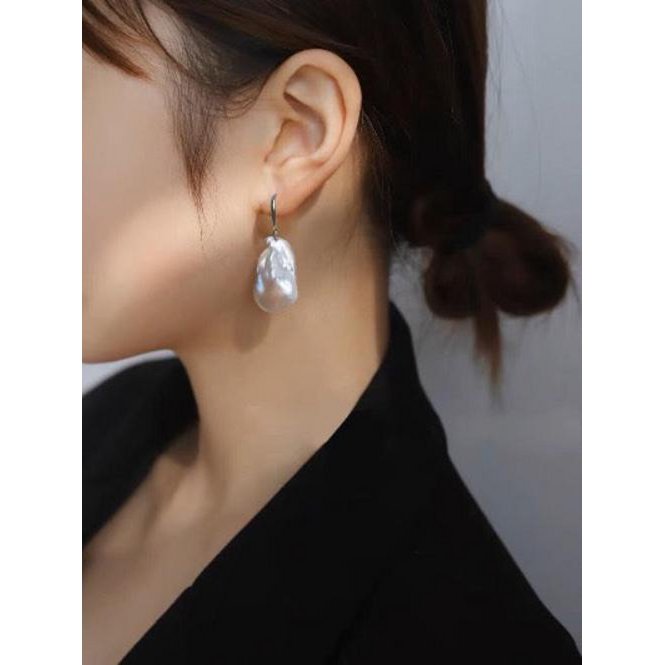 Dikke barokke parel grote drop oorbellen