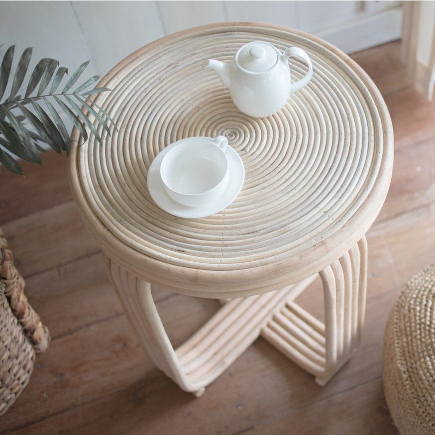 Rotan Bijzettafel KANTHI – Stijlvolle Banktafel & Bijzettafel