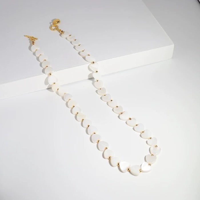 Moeder van Parel Hart Kralen Ketting met OT Buckle – Elegant & Tijdloos