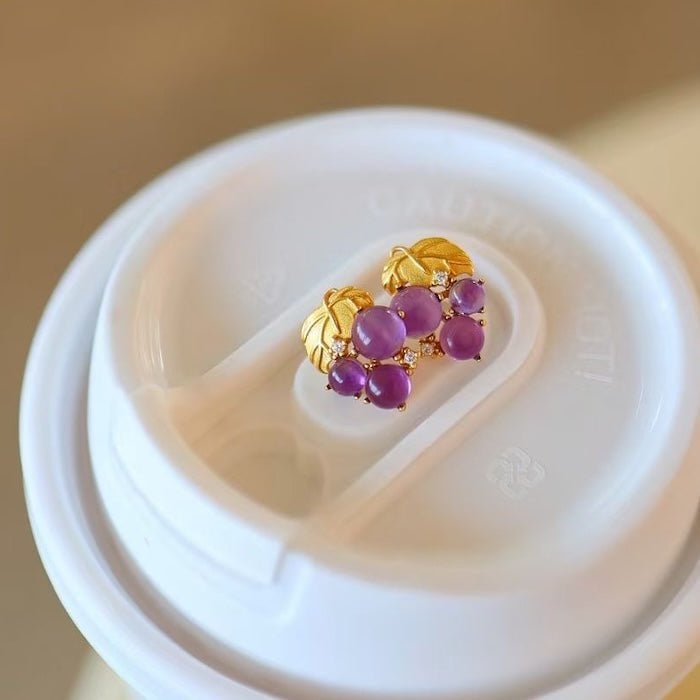 Delicate druivenontwerp amethist oorstudies