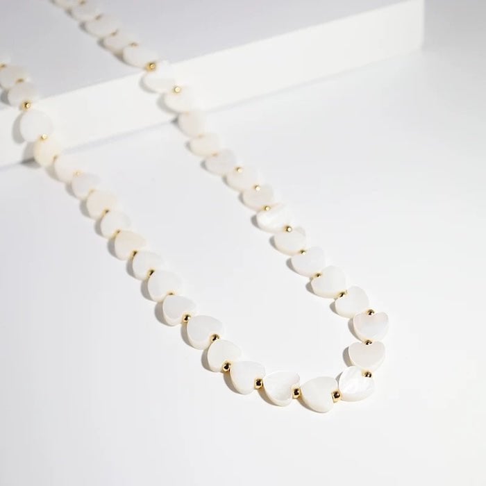 Moeder van Parel Hart Kralen Ketting met OT Buckle – Elegant & Tijdloos