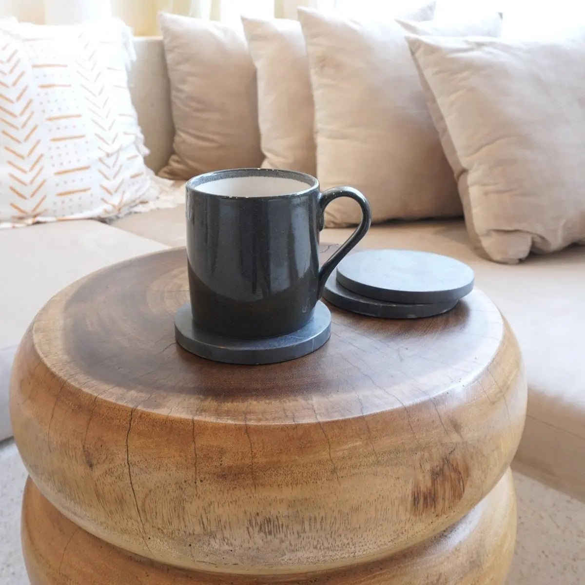 Ronde Grijze Marmeren Onderzetters RANUKA | Set van 4 of 8