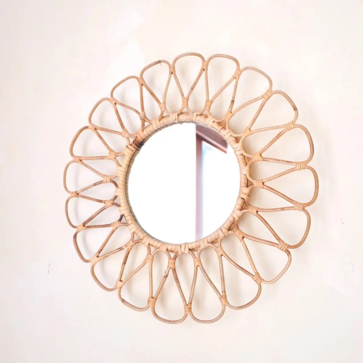 DAAU Kleine Handgemaakte Boho Rotan Spiegel – Ø38 cm