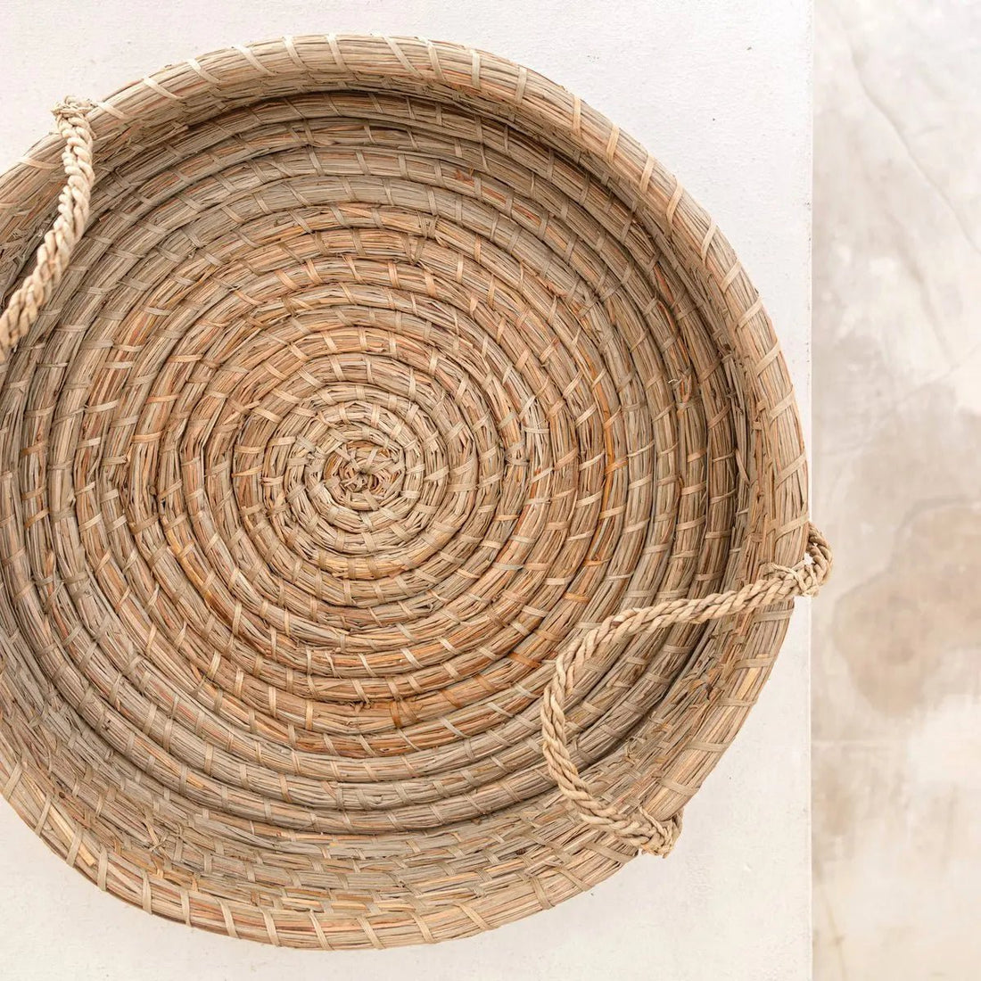 Rond Zeegras Dienblad PINTU – Decoratief, 2 Maten