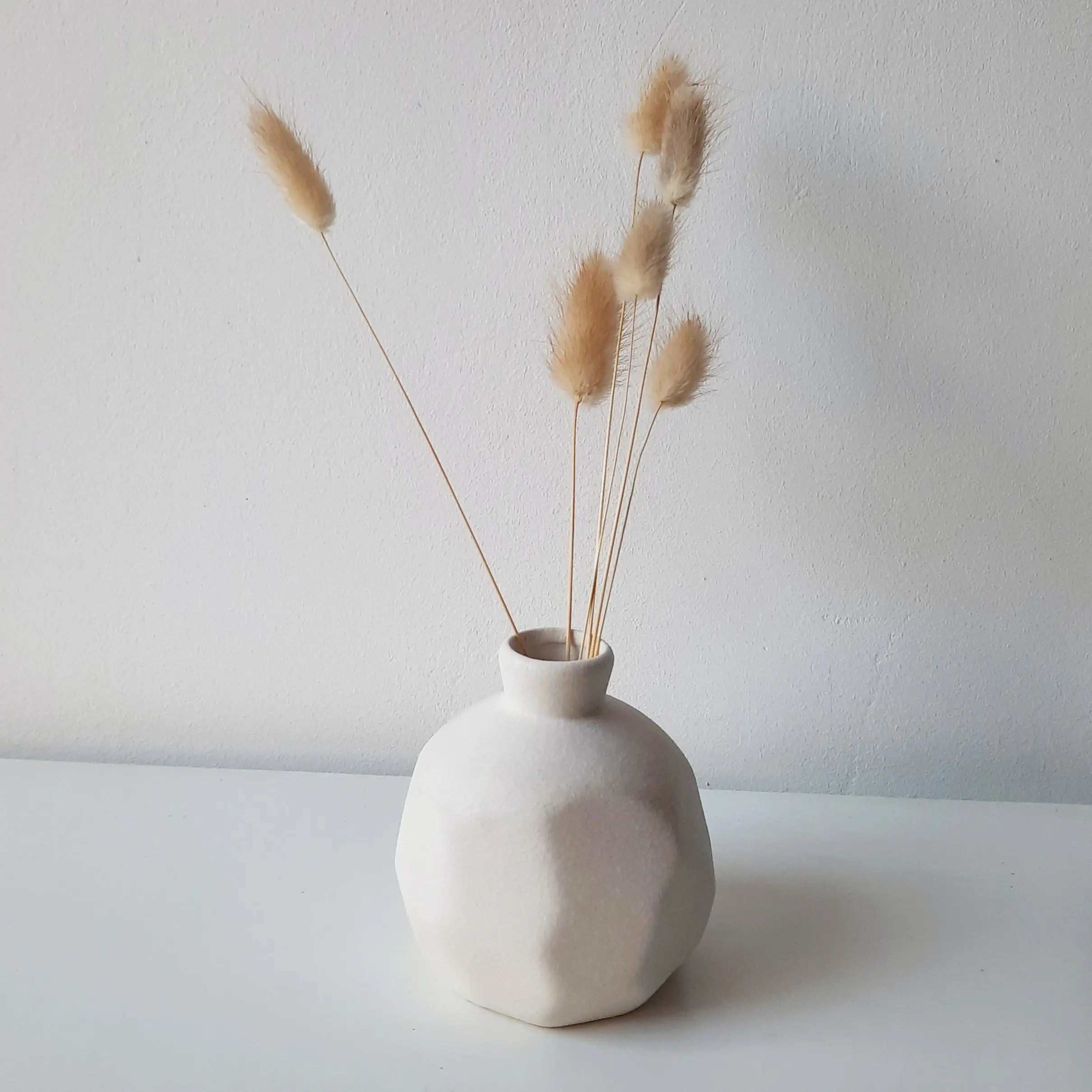 Ceramic design vase - off-white-3