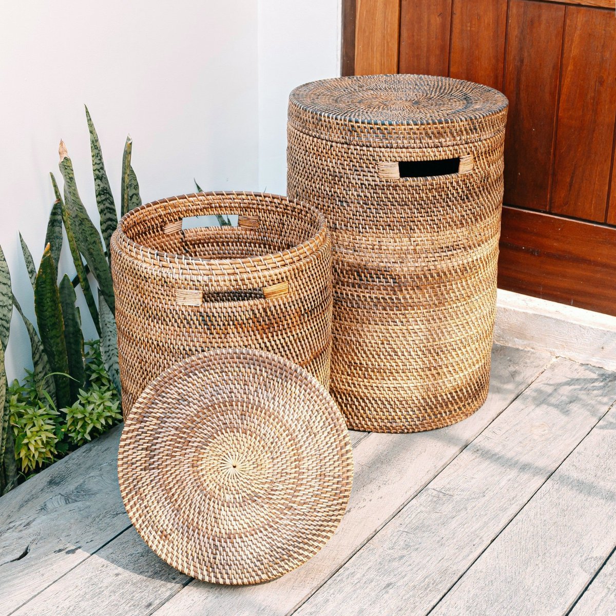 SARI Grote Wasmand met Deksel – Ronde Boho Rotan Mand (Bruin, 2 Maten)