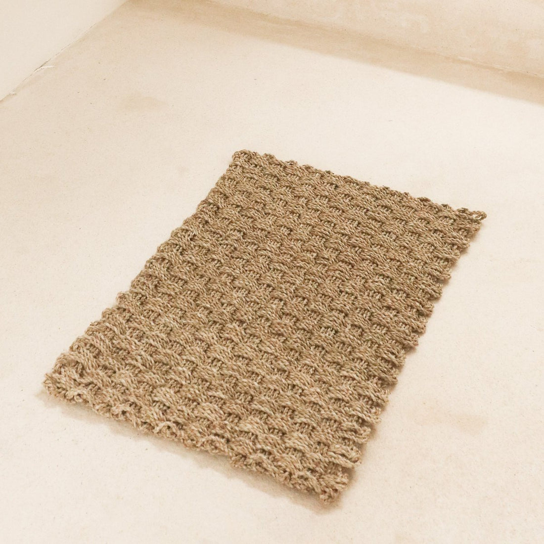 Handgeweven Zeegras Deurmattapijt 72x45 cm – Natuurlijke Vezels | NIRAMA