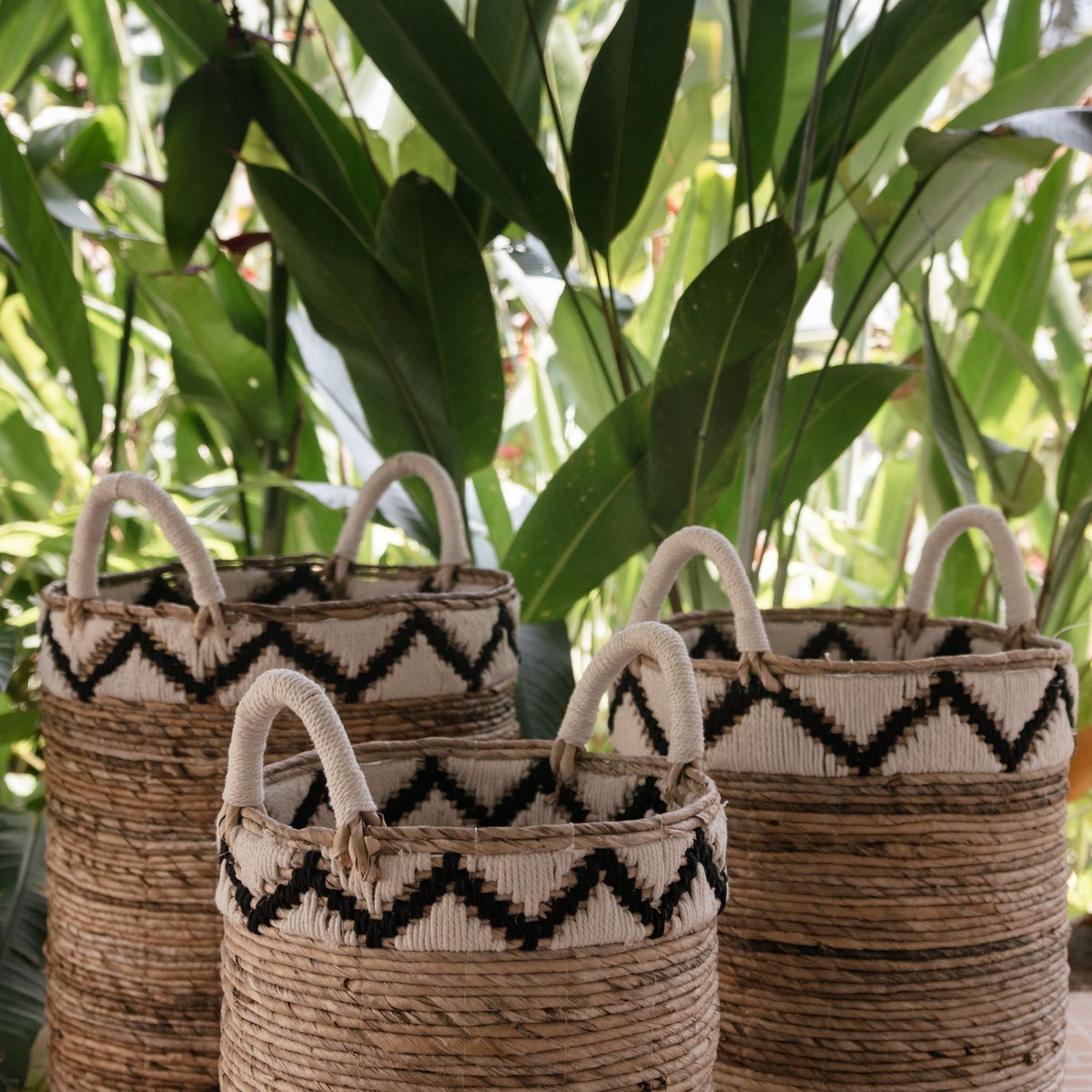 DALU Mandje, Was- &amp; Plantenmand – Gemaakt van Bananenvezel (3 Maten)