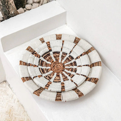 HUTAN Wanddecoratie &amp; Wandmand – Decoratieve Schaal van Bananenvezel